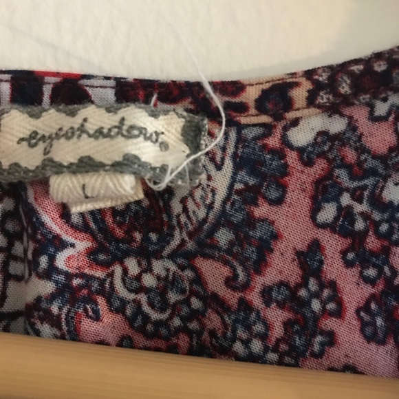 Patterned Sleeveless Top - Picture 4 of 4